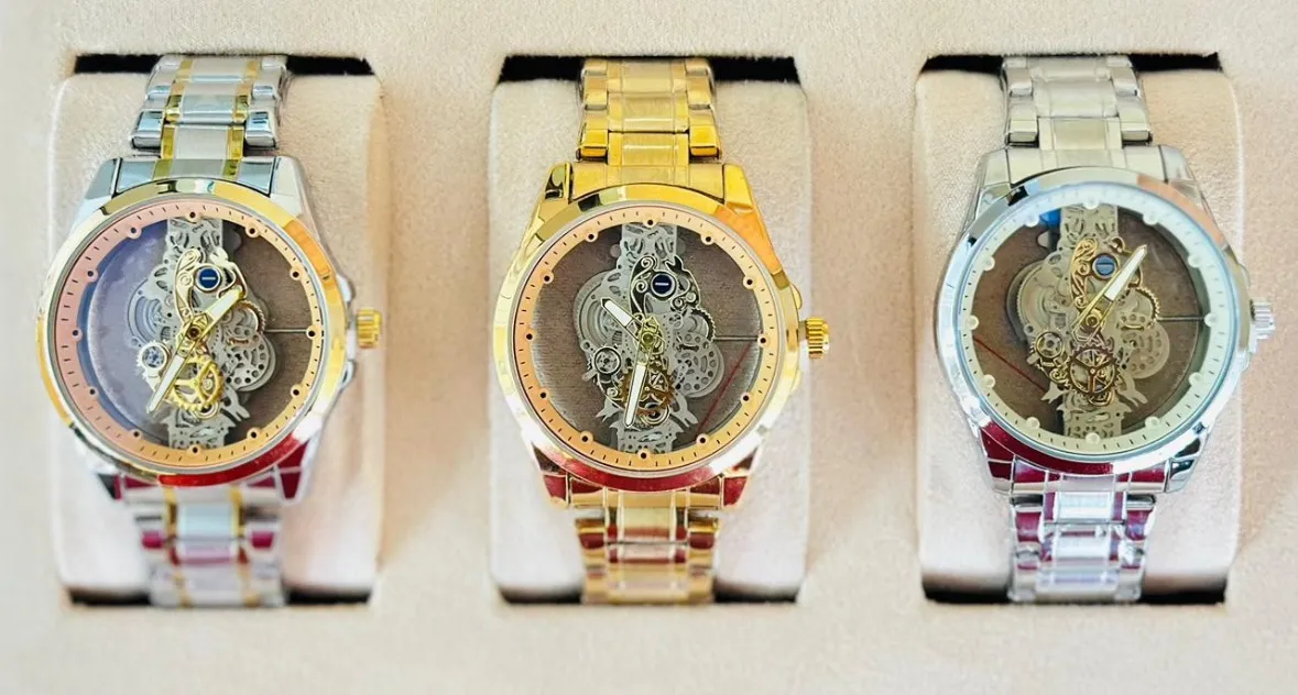 Two Tone New Mens And Boys Casual Twotone/Gold/silver Watch
