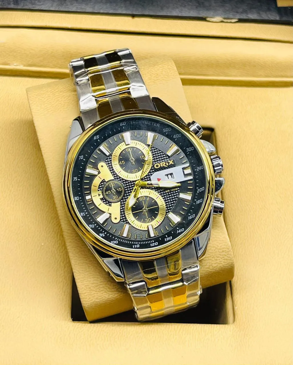 TWOTONE Mens Casual Wristwatch