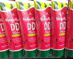 AR Naturals Watermelon DD Gluta Daily Face Wash Brightening - image 2