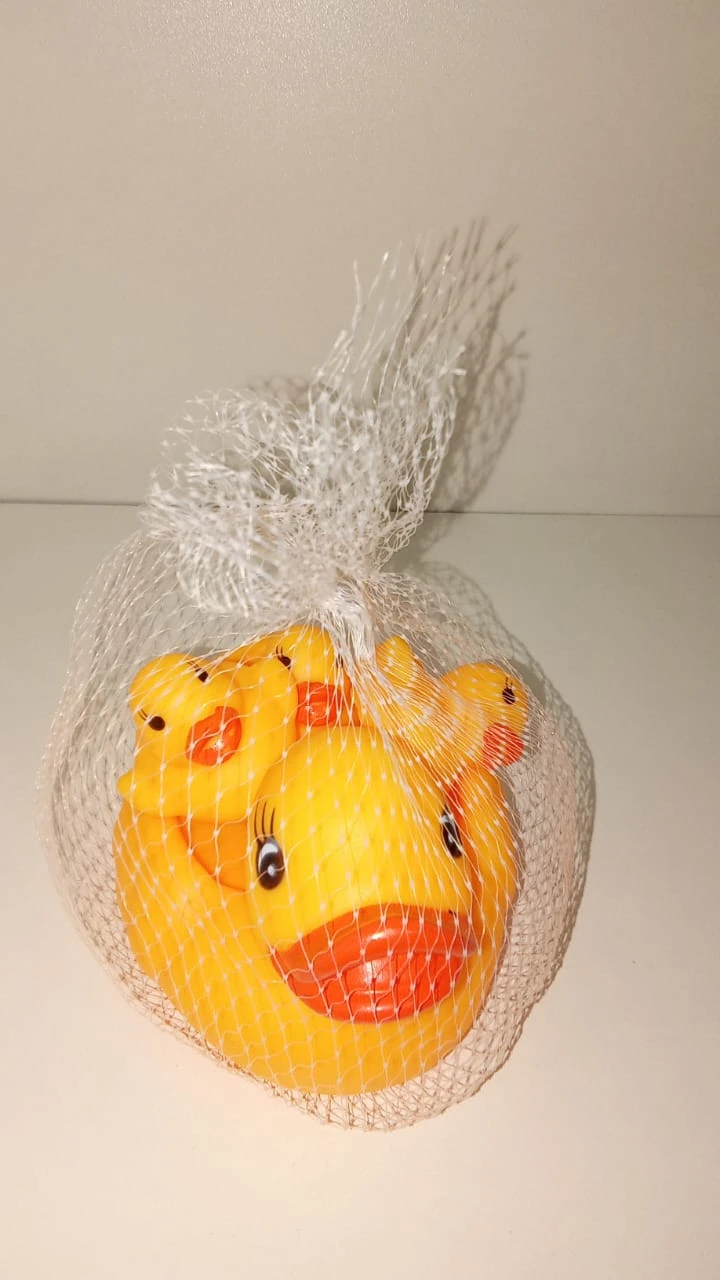 Baby bath time toy Duckling - image 1