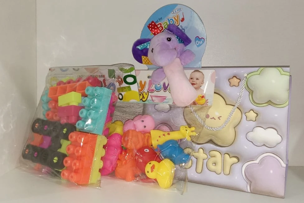 Gift set for children with Soft toy, bricks, bath toys - image 3