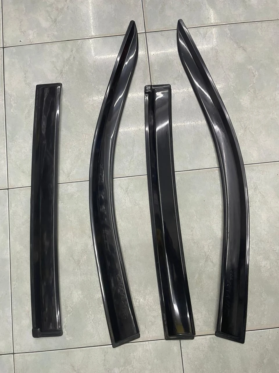 Renault Kiwid Door Visor Rain Guard - image 4