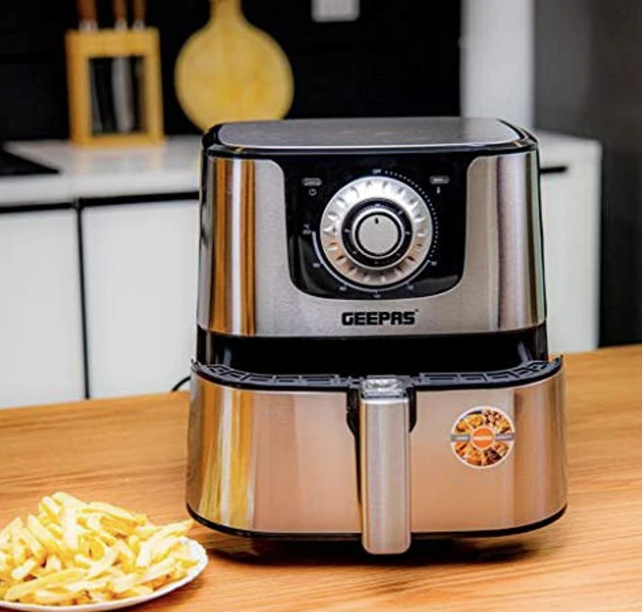 Geepas 5.5 ltrs 1700W Air Fryer - image 3