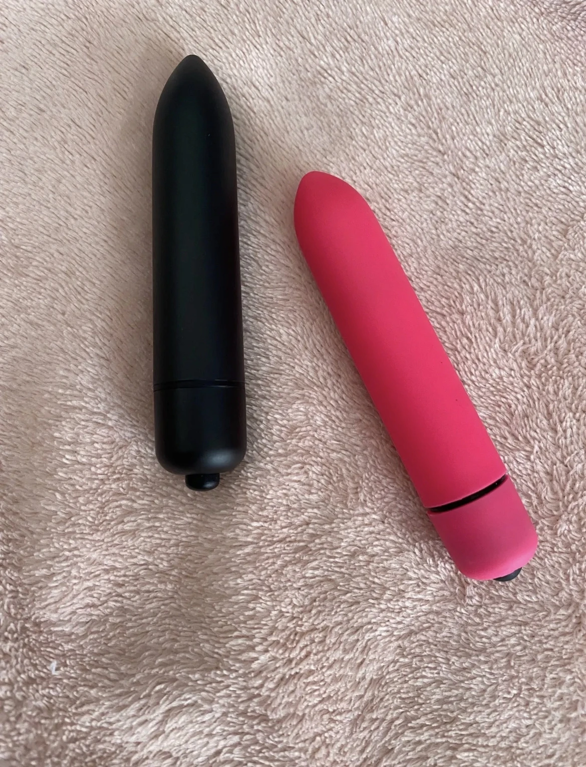 Generic Mini Bullet Vibrator G Spot Vagina Sex Toy - image 1