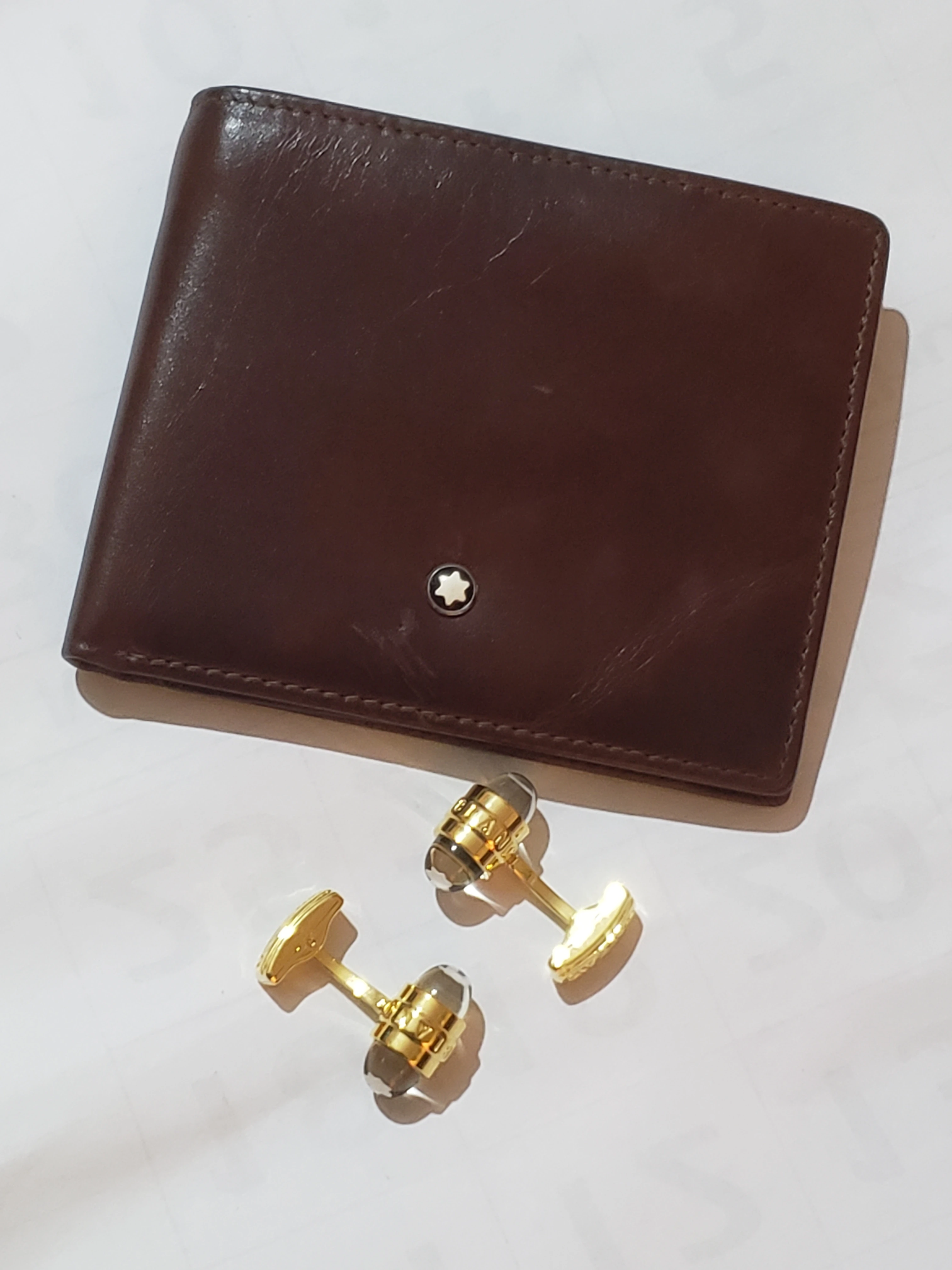 Mont Blanc Wallet & Cufflink Set
