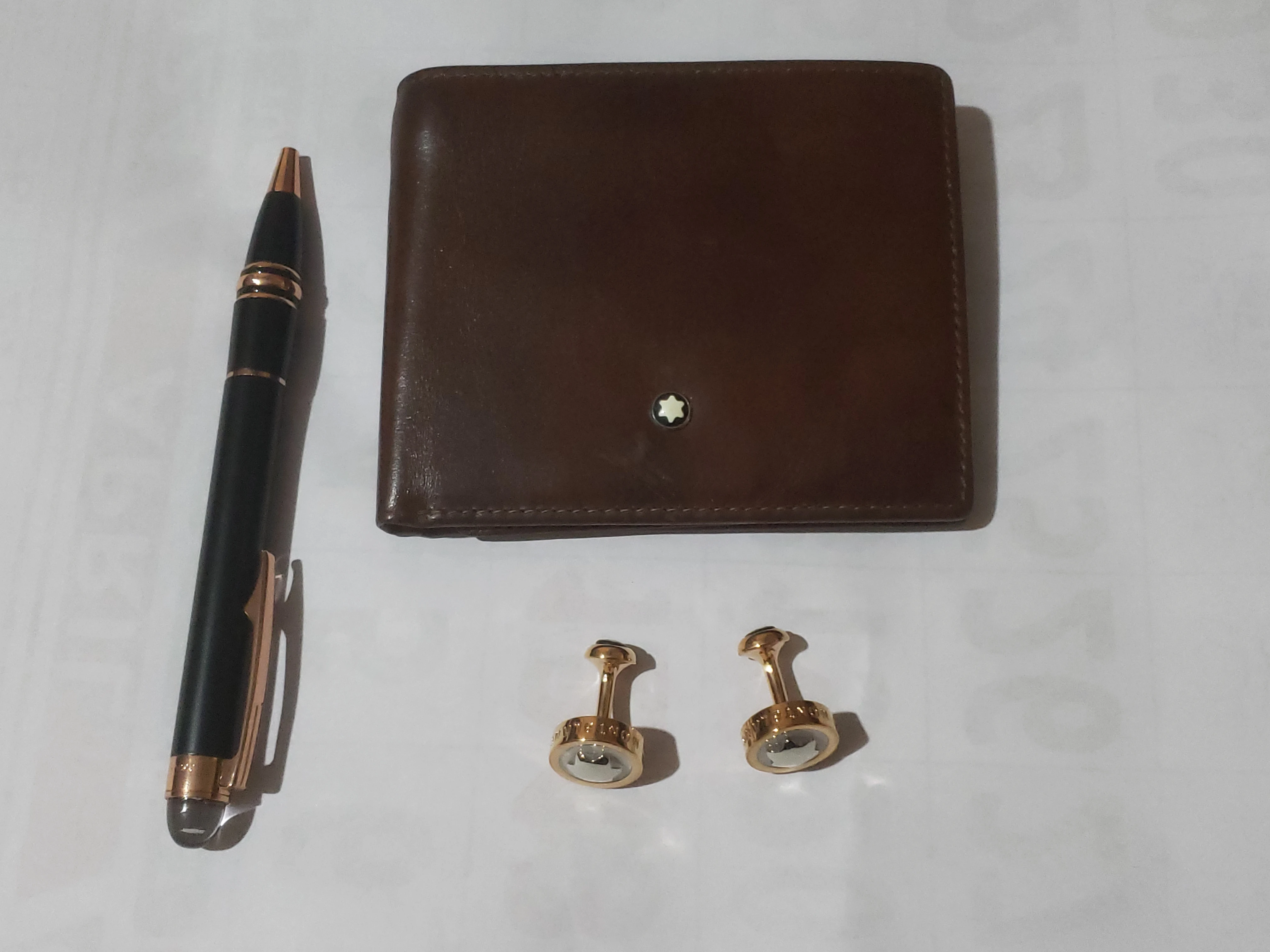 Mont Blanc Wallet Pen Cufflink Set - image 8