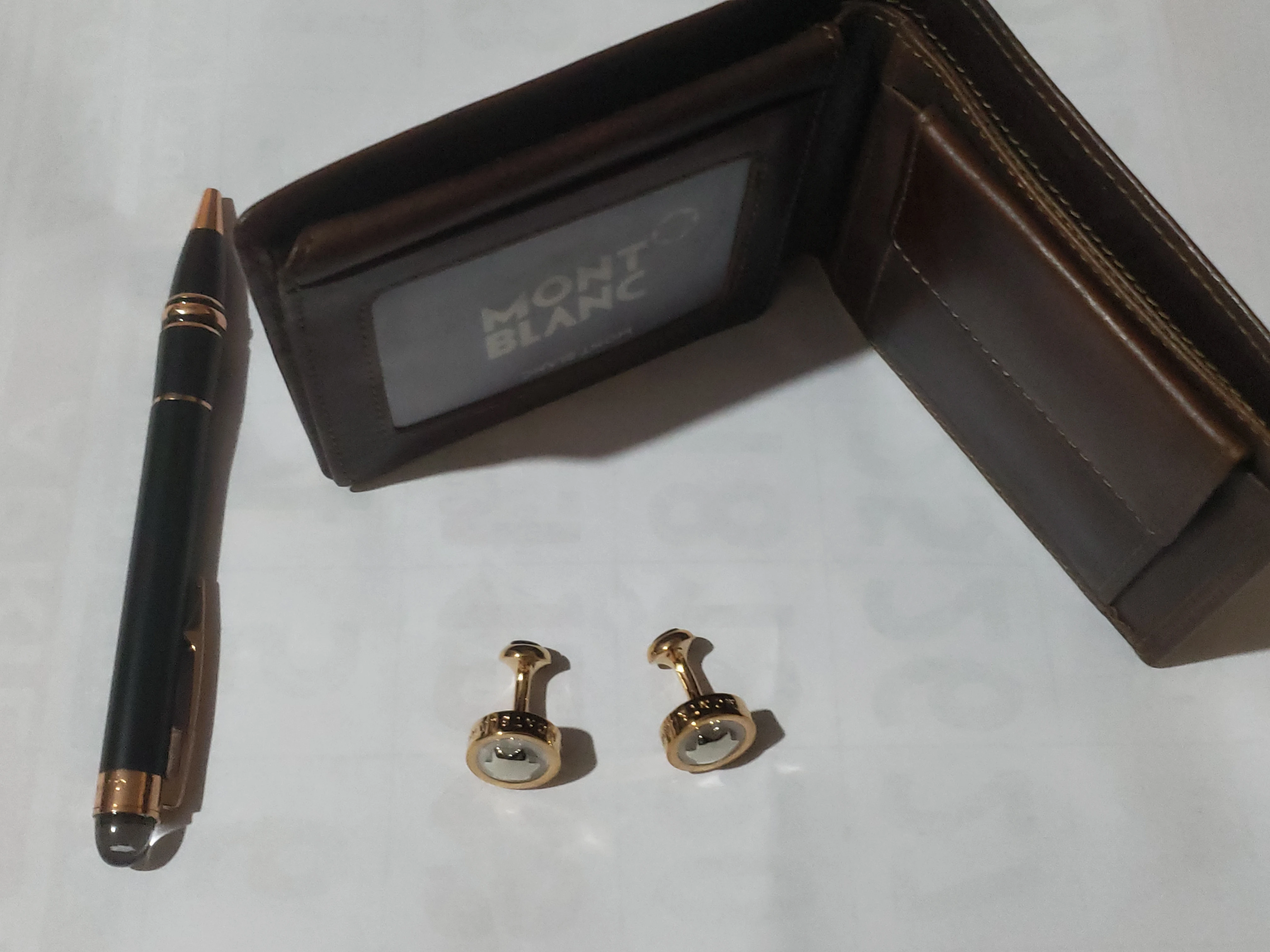 Mont Blanc Wallet Pen Cufflink Set - image 12