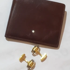 Mont Blanc Wallet & Cufflink Set