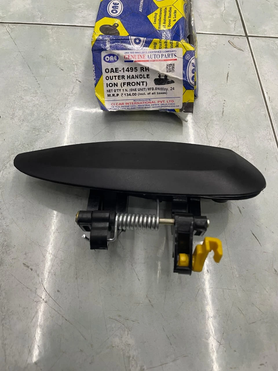 Hyundai Eon Front Right Outer Door Handle - image 2