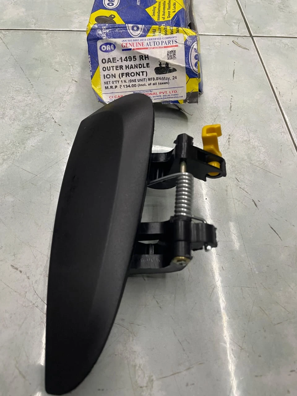 Hyundai Eon Front Right Outer Door Handle - image 3