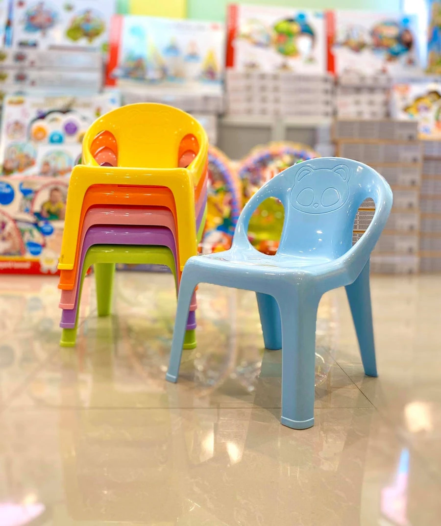 Generic Children's Plastic Safety Chair - image 1