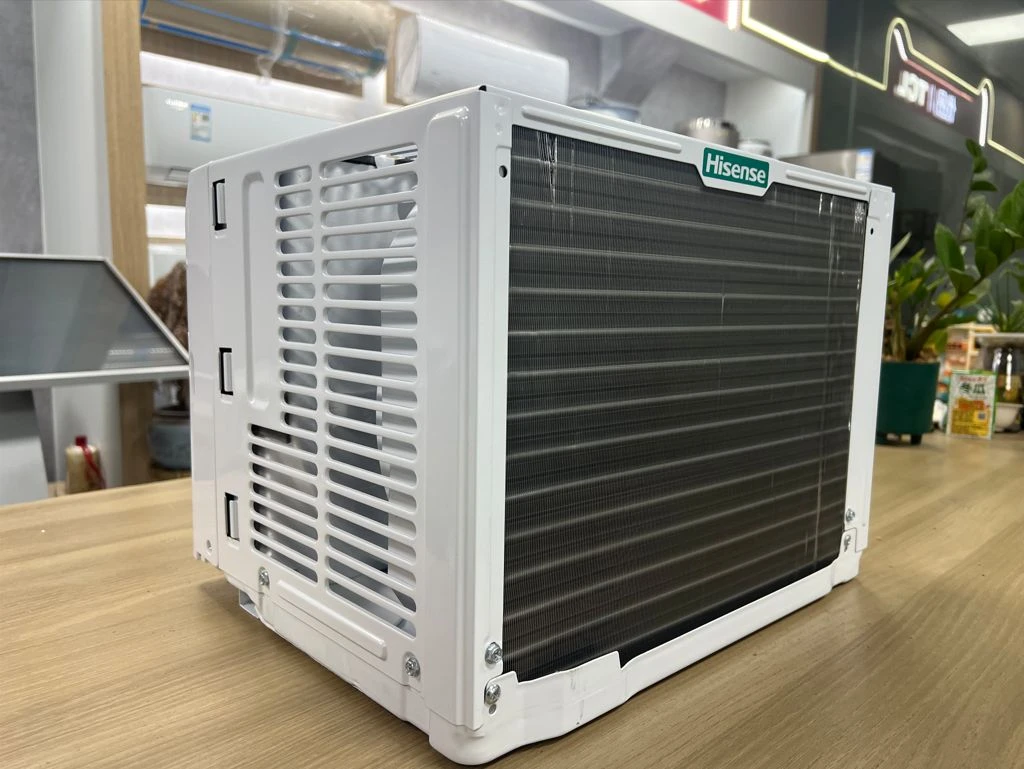 Air Conditioner Window Mount small room 5000BTU R410A - image 3