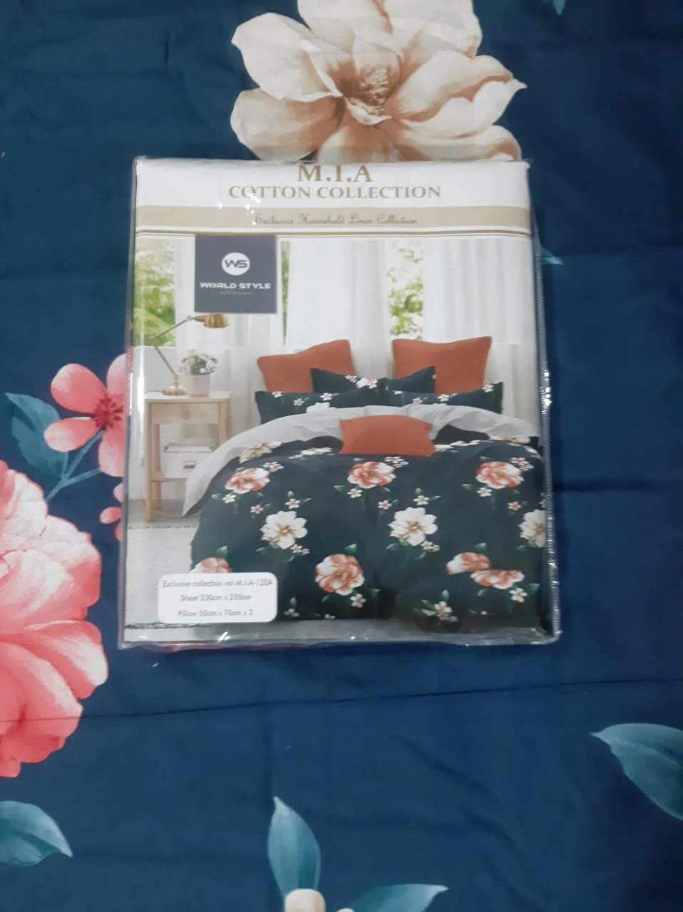 Mia Bedsheet With 2 Pillow Covers (90 x 100) - image 6