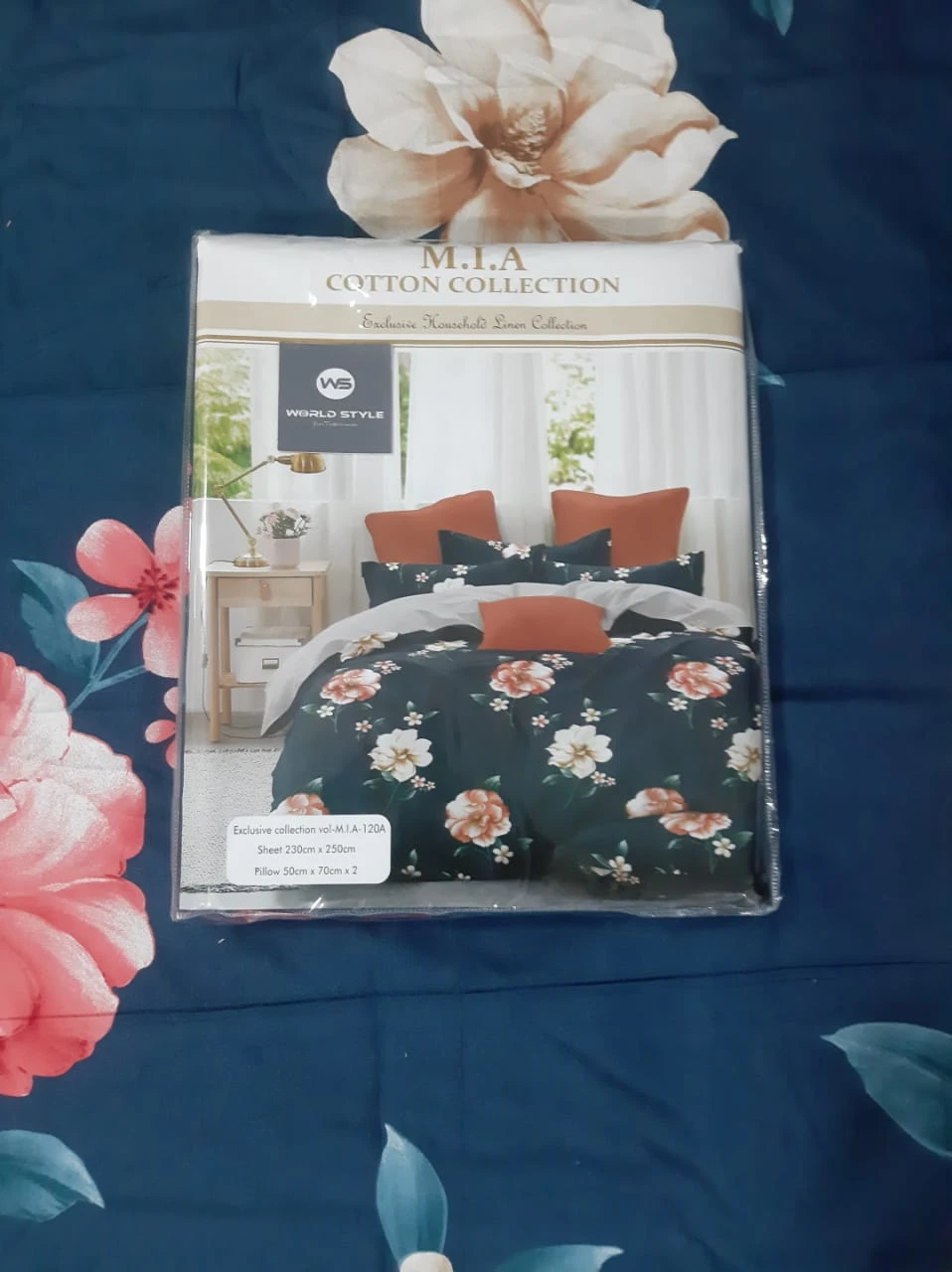 Mia Bedsheet With 2 Pillow Covers (90 x 100) - image 5