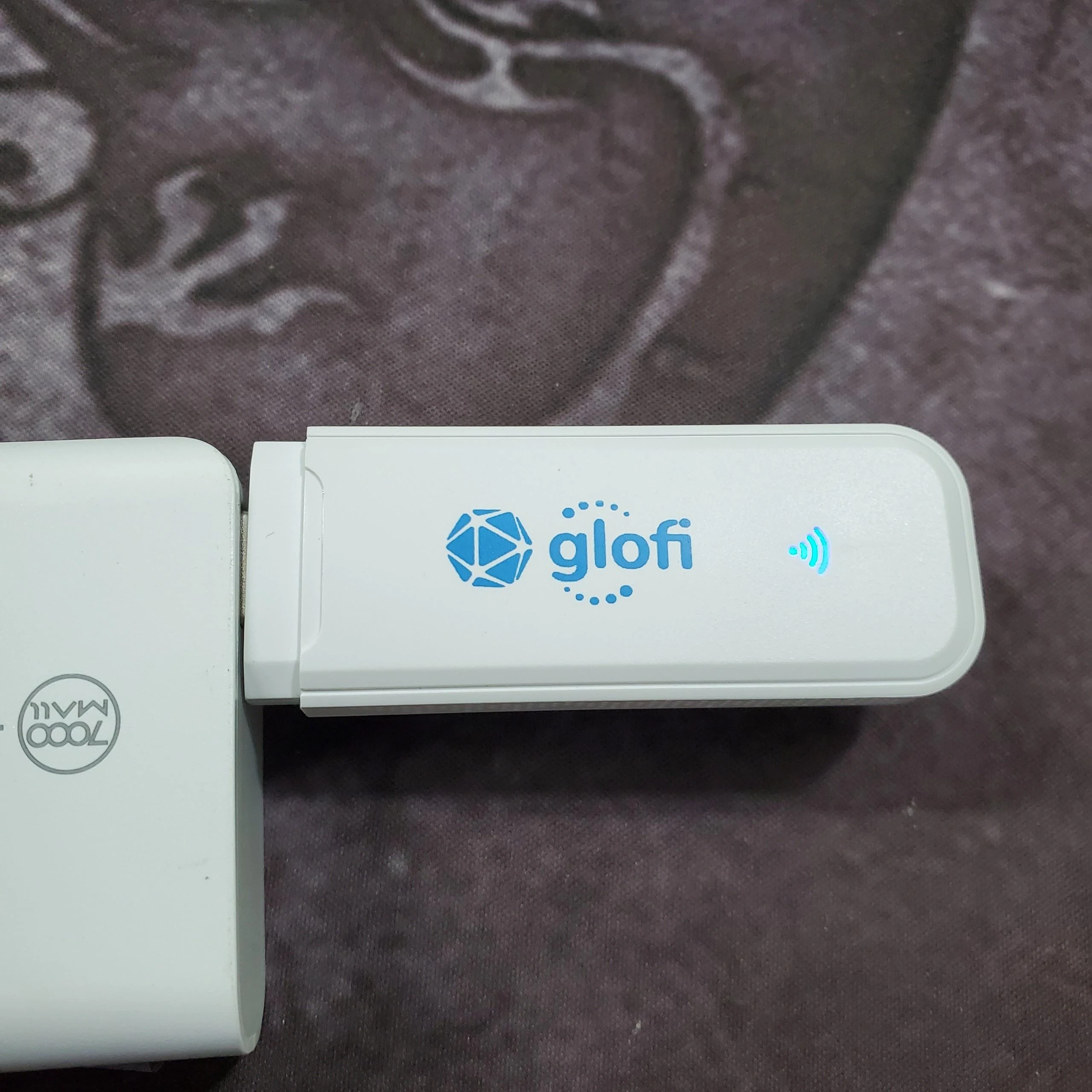 GLOFI F8 4G LTE USB WiFi Modem Router - image 5