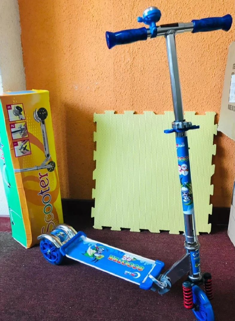 Generic Three Wheeled Folding Scooter Foot Brake