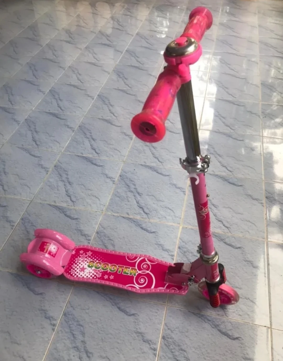 Generic Three Wheeled Folding Scooter Foot Brake - image 2