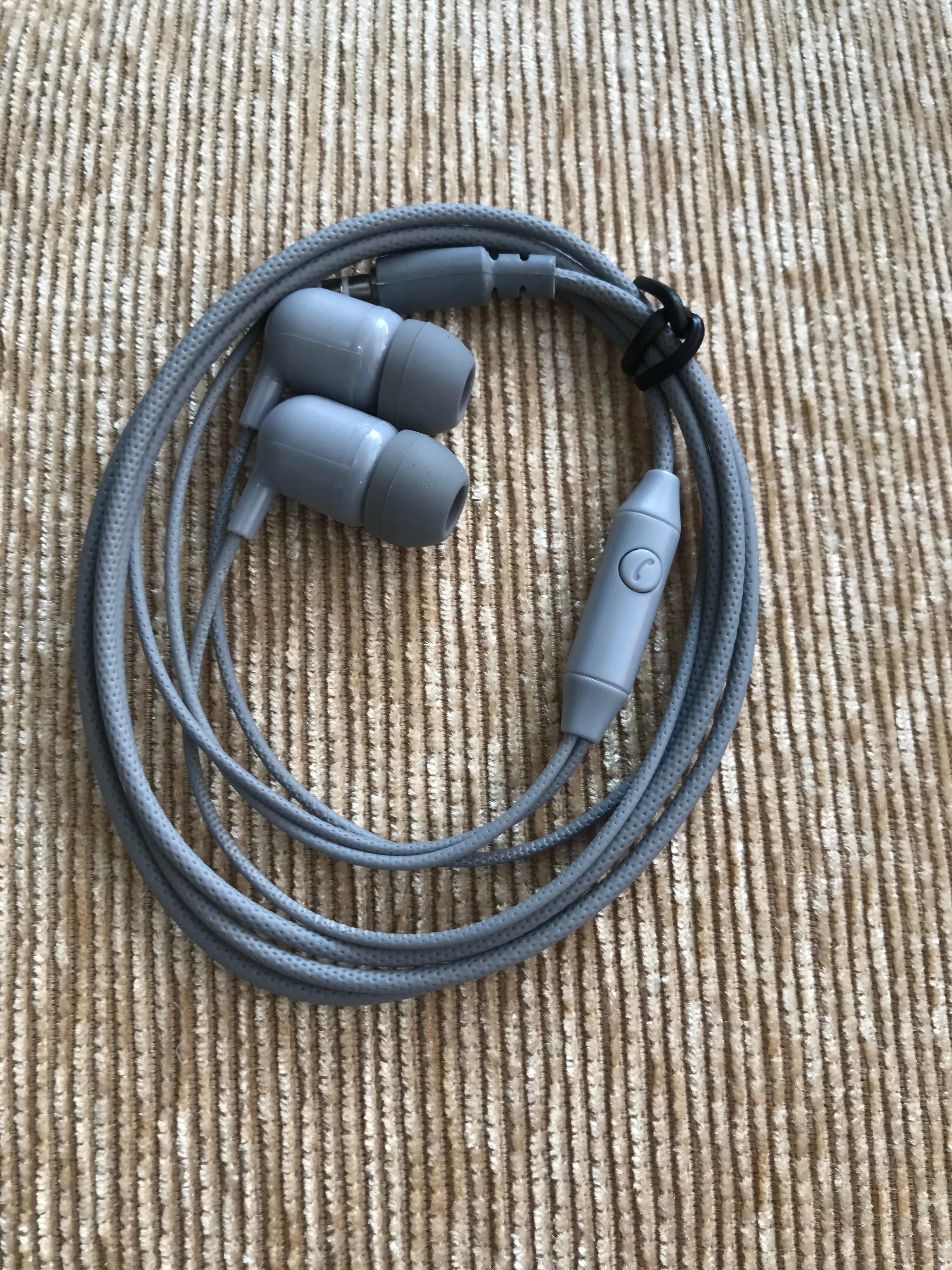 Generic Hand free Stereo Earphone Powerful Bass - image 3