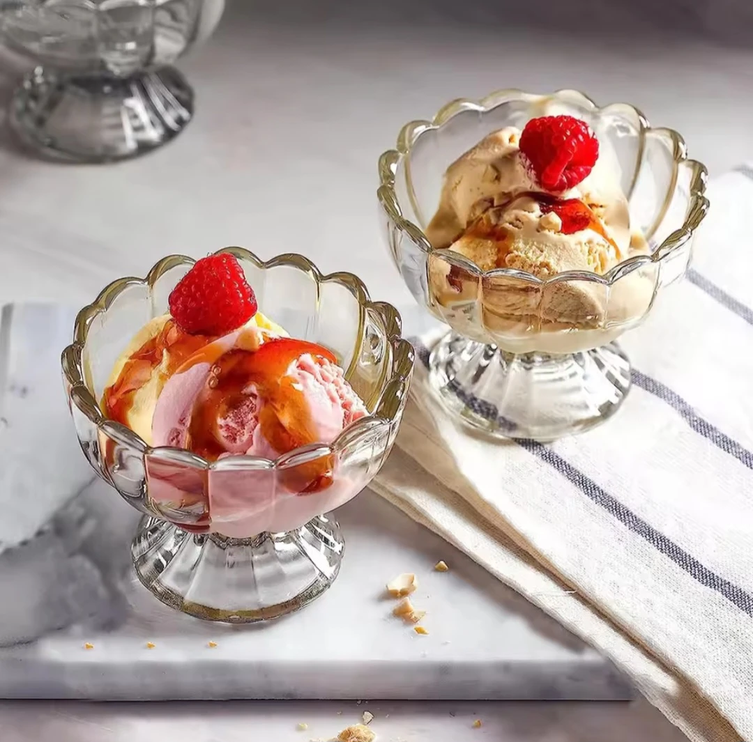 Generic Tulip Glass Dessert Bowls/Cups with Feet - image 4