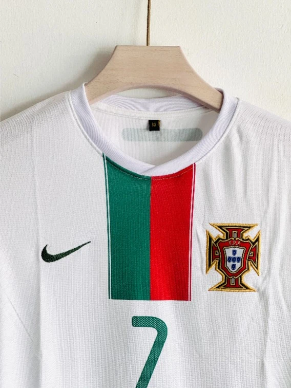Portugal Retro Jersey Ronaldo - image 3