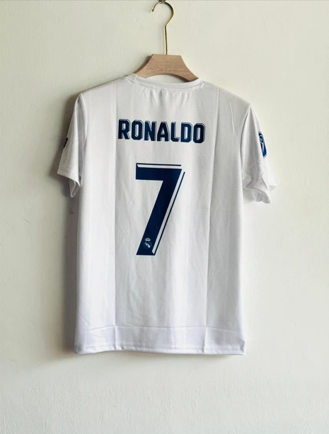 Real Madrid 2017-18 Home UCL Final Kit Ronaldo #7 - image 2