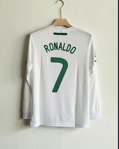 Ronaldo Football Jersey Retro Collection - image 2