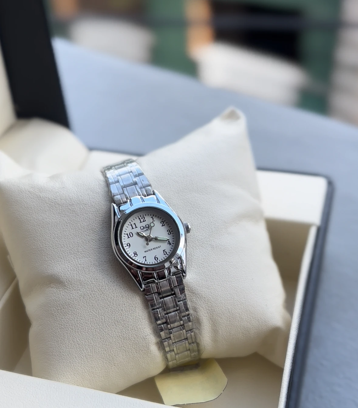 Q&Q Women's Casual Watch