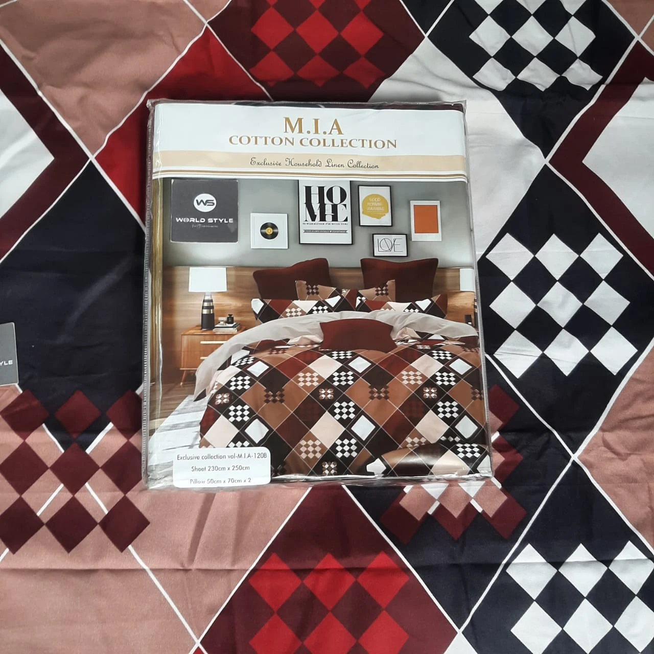 Mia Bedsheets / Bedsheet With 2 Pillow Covers (90 x 100) - image 5