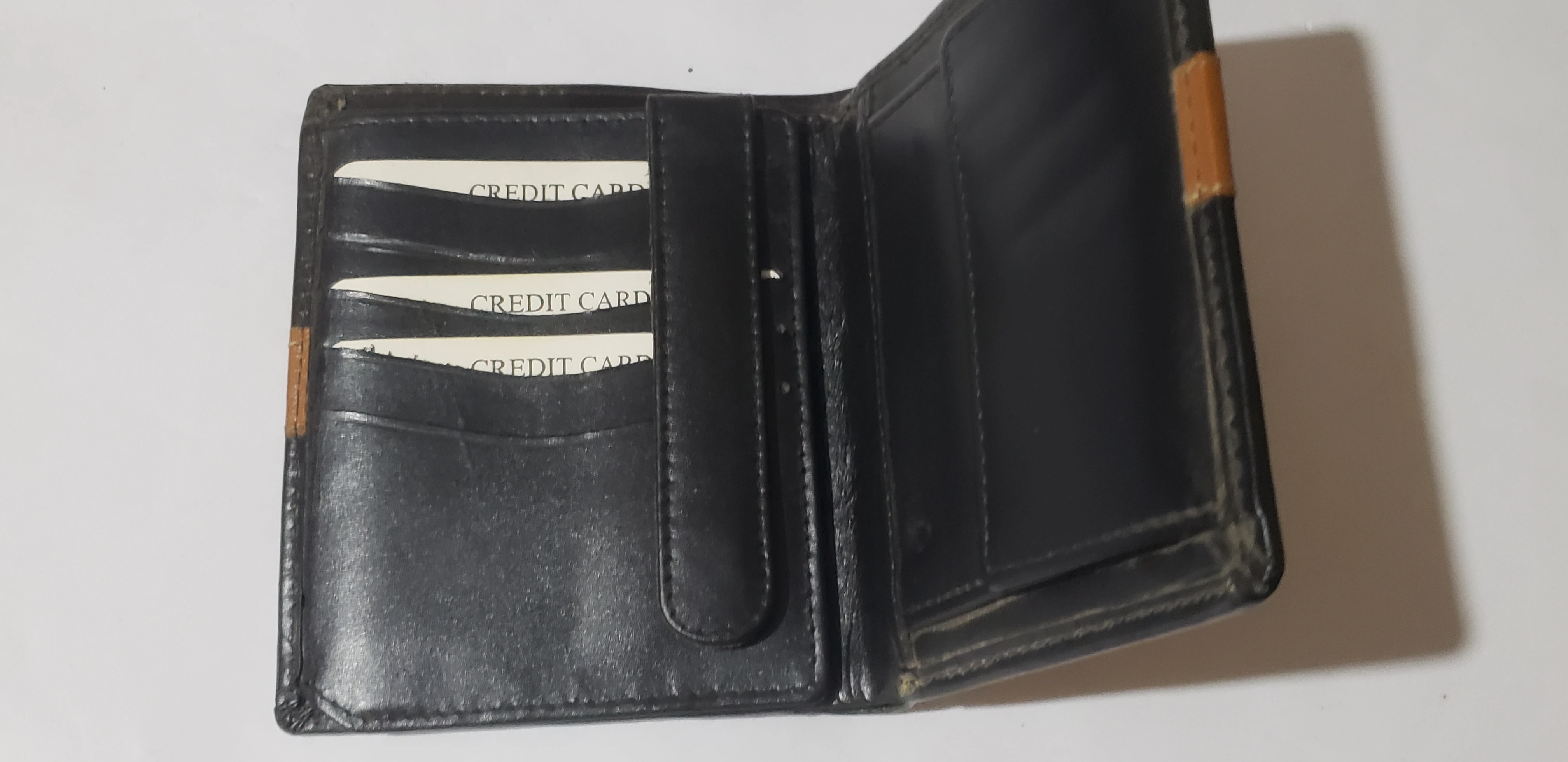 Generic Genuine Leather Wallet - image 4