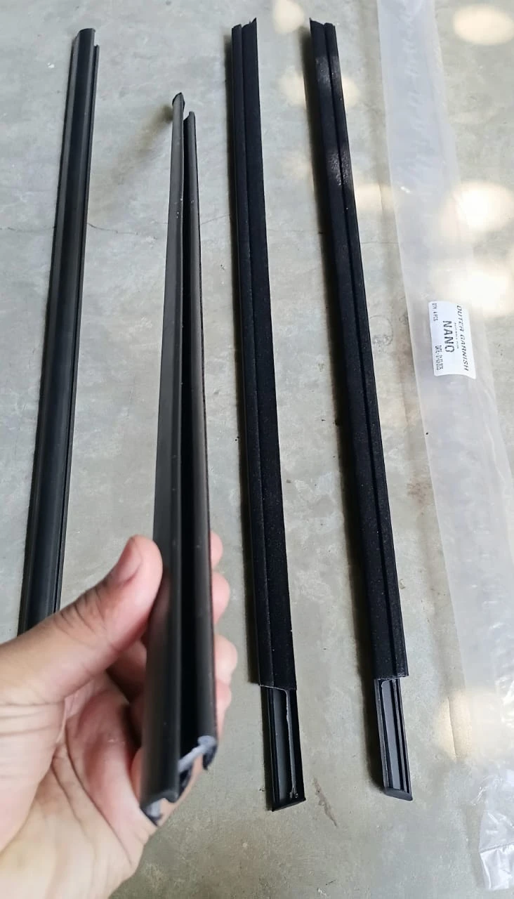 Tata Nano Original Window Outer Weatherstrip 4Pcs - image 3