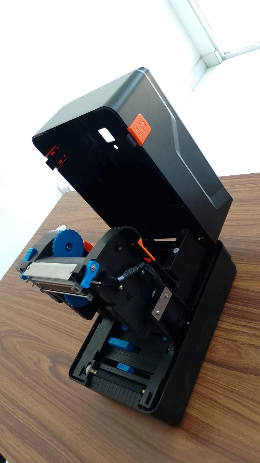 Hoin HOP-HQ490 Thermal Transfer Label Printer - image 4