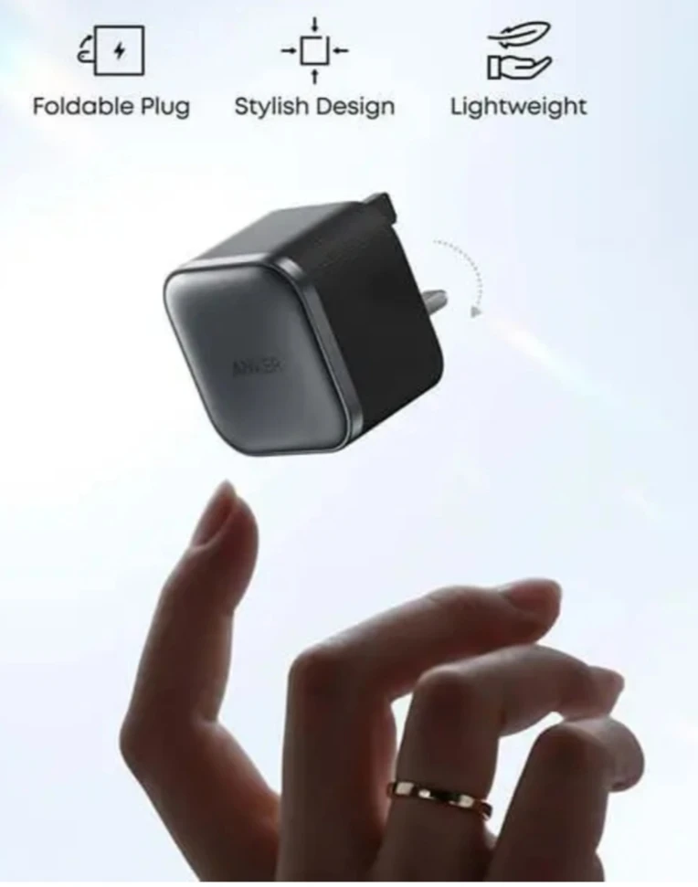 Anker 45w chager with smart display - image 3
