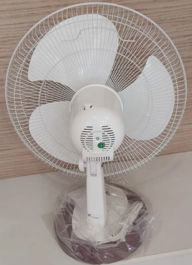 HAVELLS 16" SWING LX Table Fan - image 9