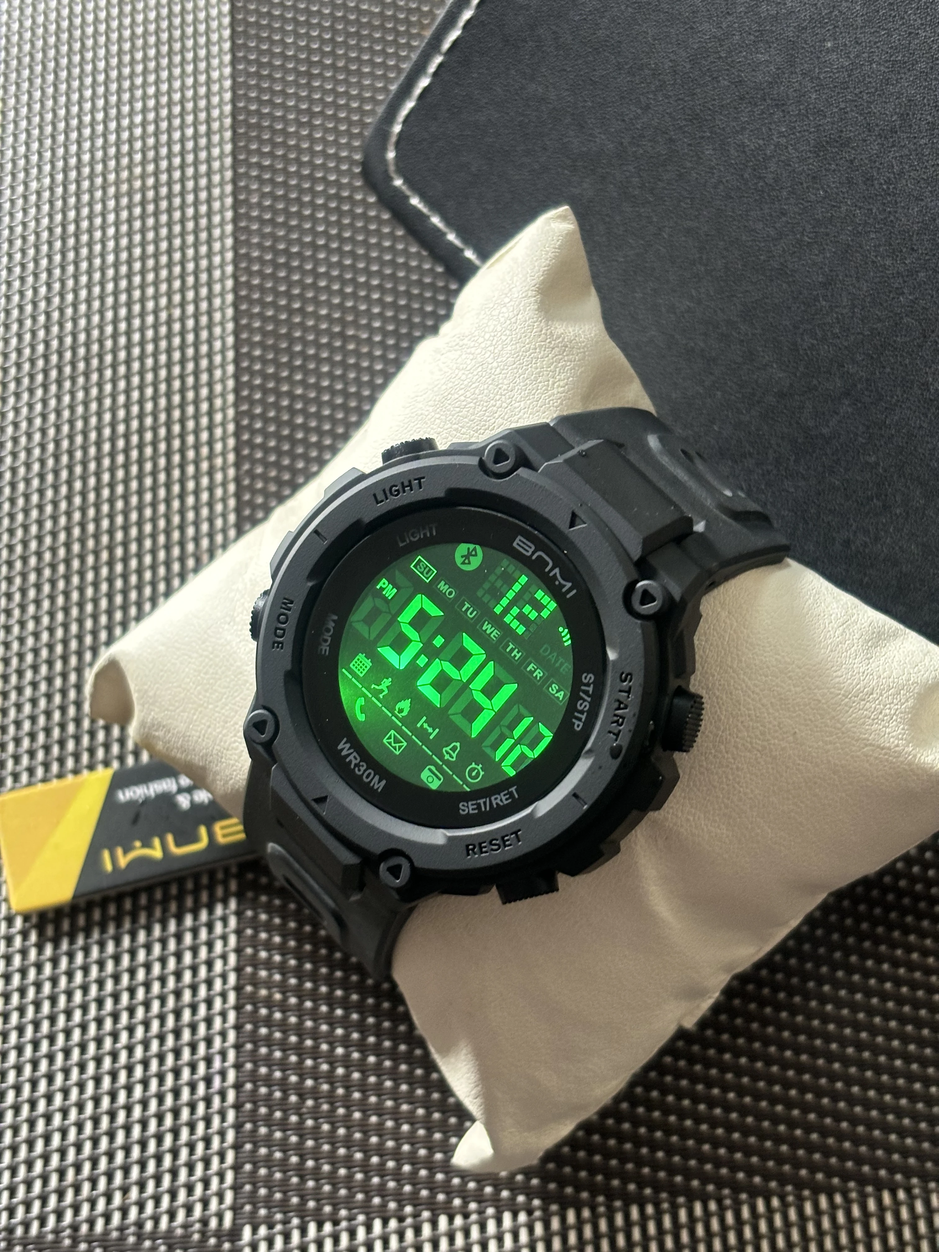 Bnmi Men’s Boys Casual Sports Watch