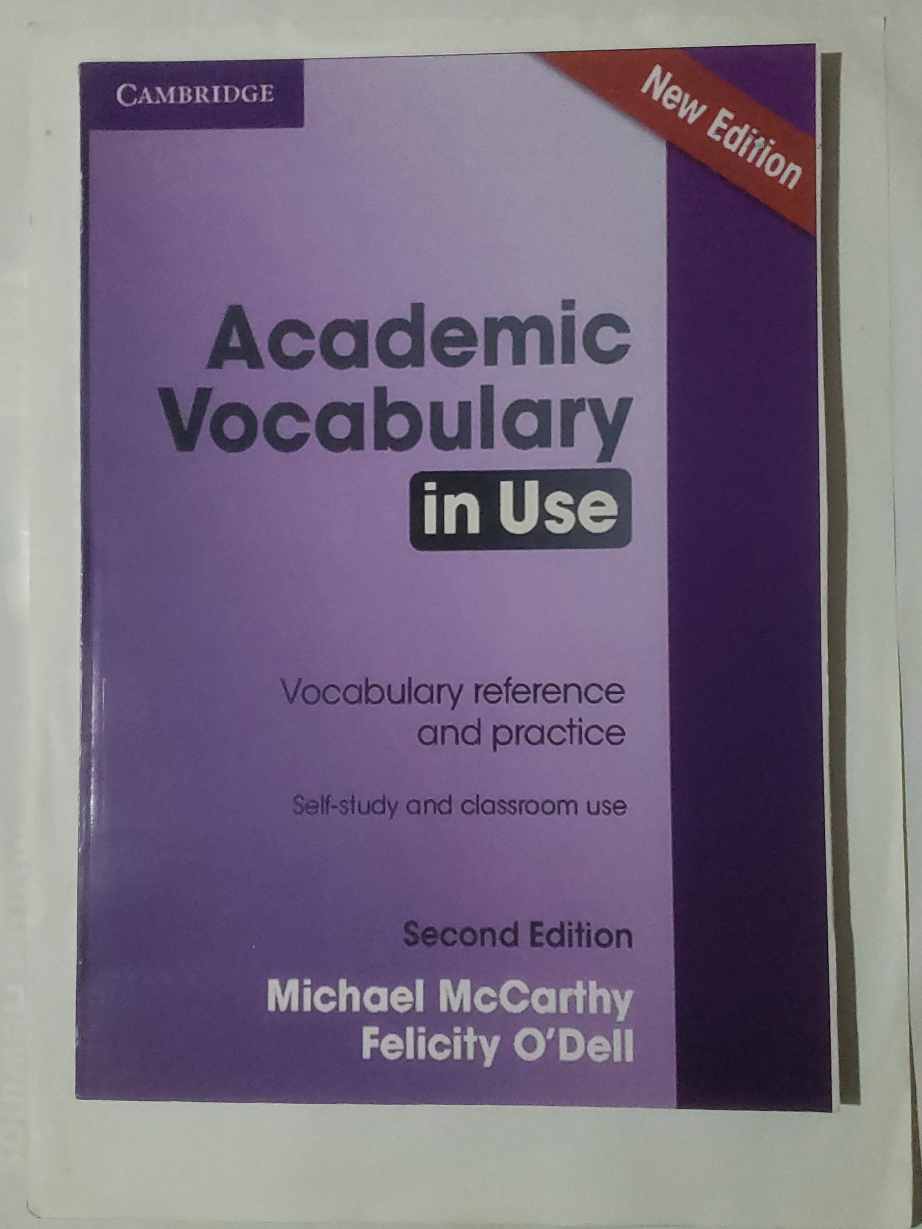 Cambridge Vocabulary in USE Book