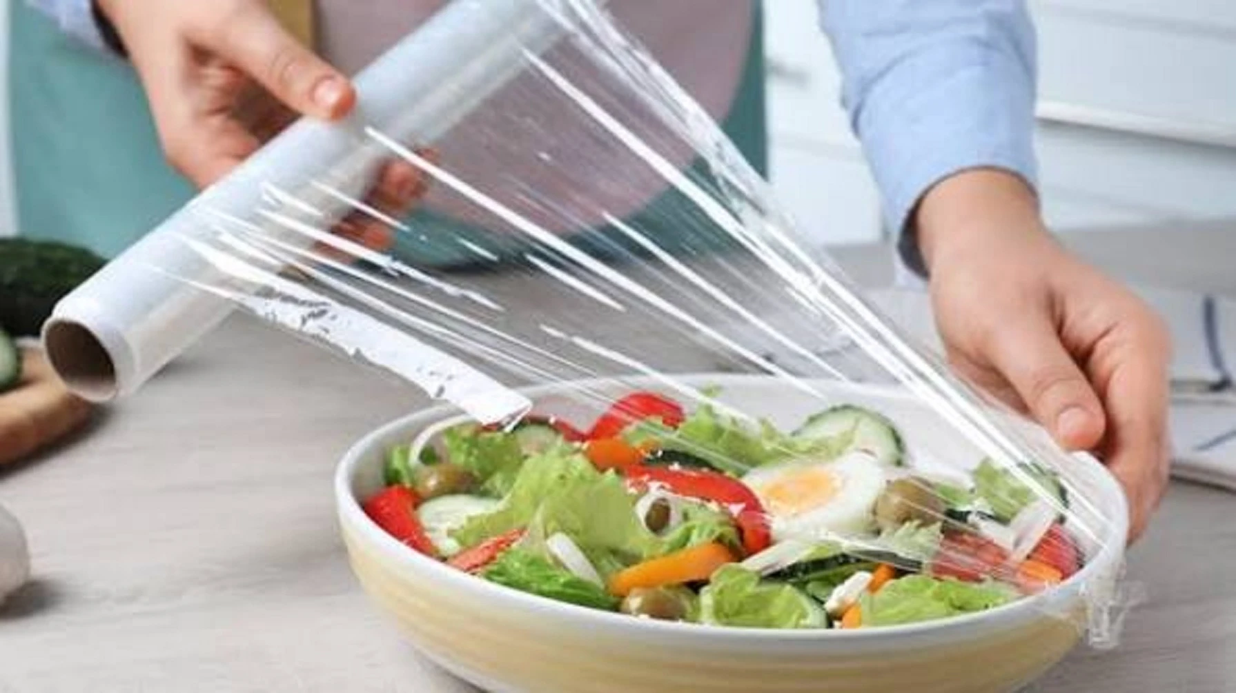 Falcon Cling Film 30.6m x 30cm ( 100 square feet ) Wrap - image 3