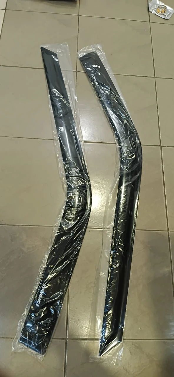 Toyota Hiace  Dolphin 2pcs Car Styling Window Visors - image 5