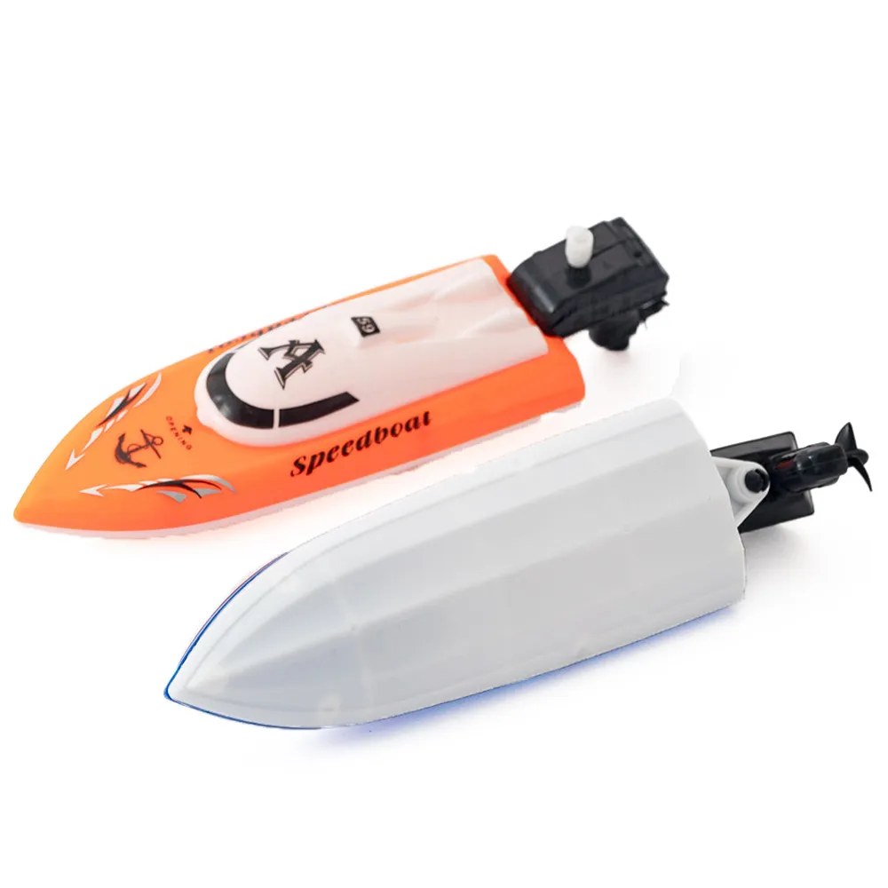 Manual Winding Water Floating Boat Toy - 1pc Random color - image 7