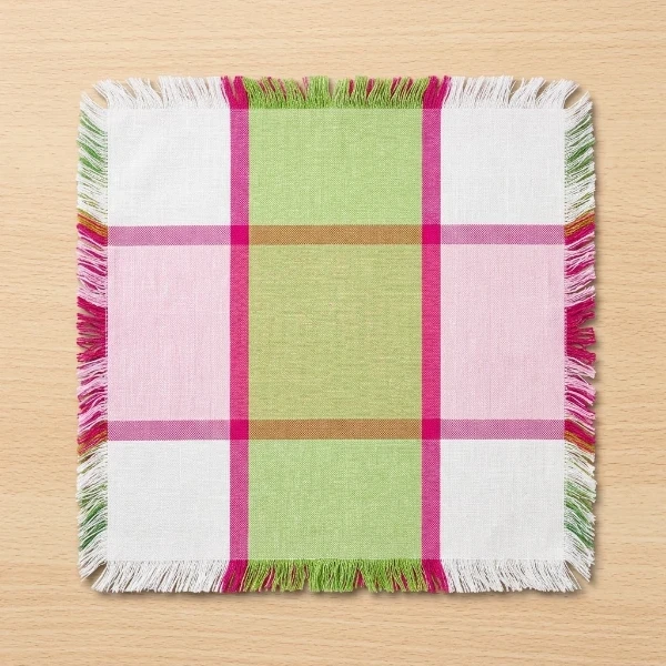 2 Pcs of Randomly Selected Quality Serviettes 14" x 13" - image 5