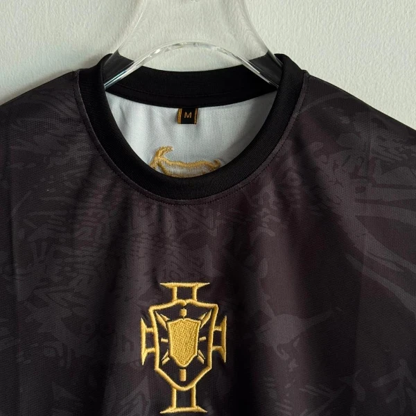 Premium Black & Gold #7 Football Jersey | CR7 - image 3
