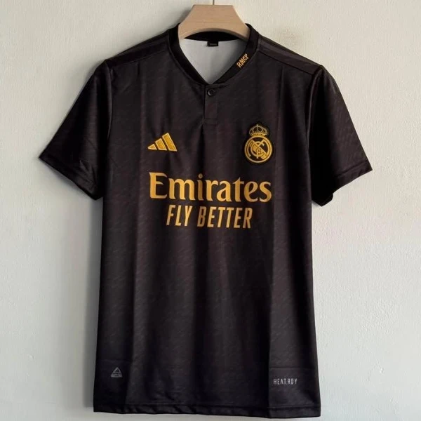 Real Madrid Toni Kroos #8 Jersey – (embroidered)